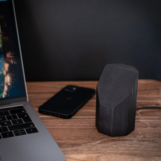 Wooden MagSafe Wireless Charger for Apple iPhone. Fast Qi2 Chrager. 